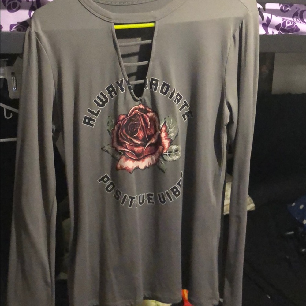 Selling this because I don’t have the chest for it